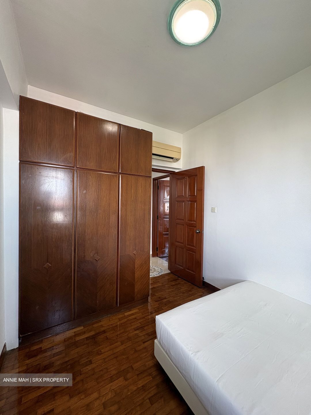 Simsville (D14), Condominium #576662731